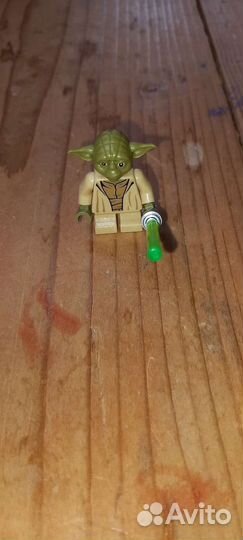 Фигурка lego Йода