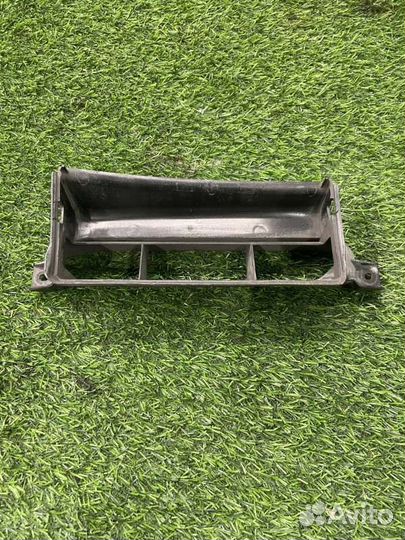 Воздухозаборник Volkswagen Passat B6 3C5 BLS 2008