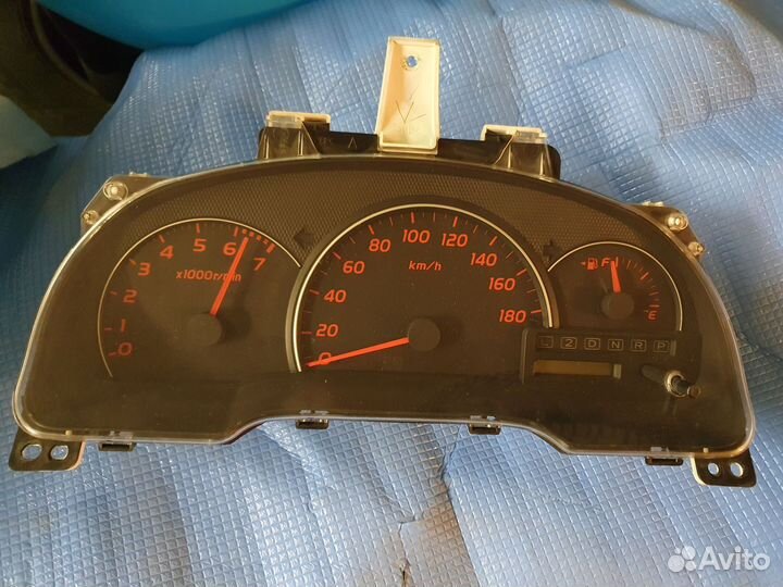 Щиток приборов toyota ipsum 21