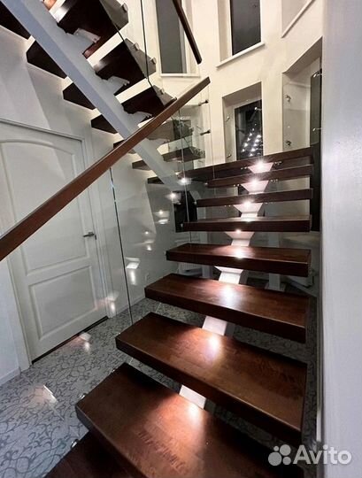 Лестница на второй этаж от производителя