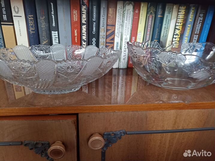 Фруктовницы, рюмки, салатницы