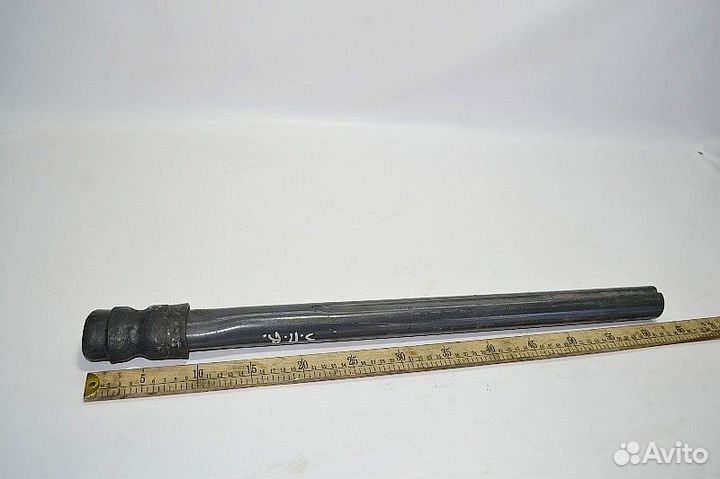 Кронштейн крыла ведущего моста, передний правый vo