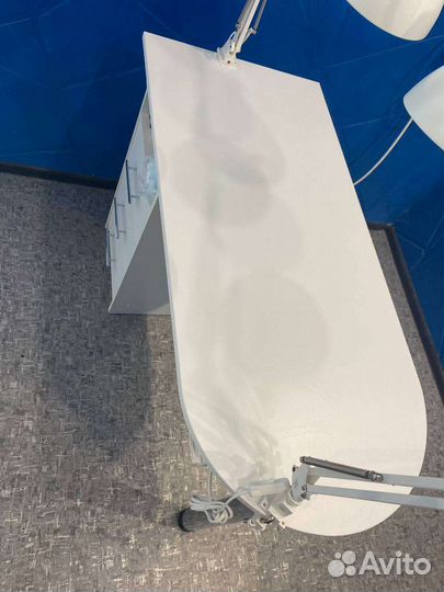 Маникюрный стол складной бу