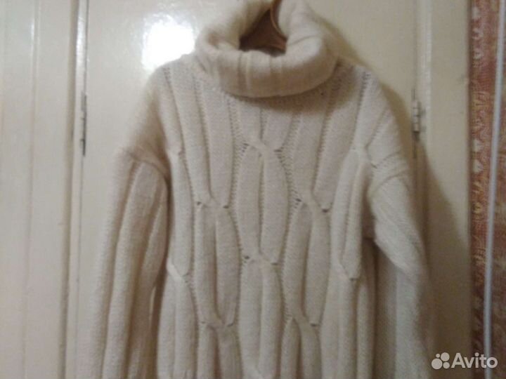 Свитер 46-48, на морозы