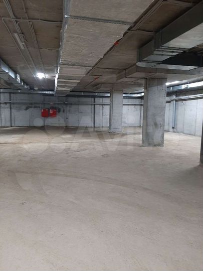Машиноместо, 13 м²
