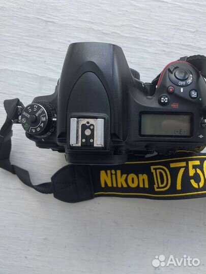 Зеркальный фотоаппарат nikon d750