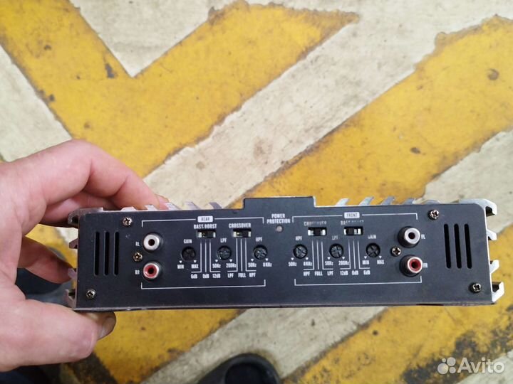 Автомобильный Усилитель 4х канальный rx4.120ab