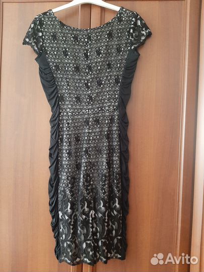 Нарядное платье