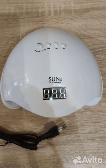Лампа для маникюра новая профессиональная