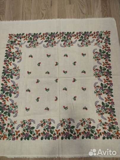 Платки головные СССР не разрезаны