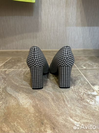 Туфли женские taccardi 38 размер