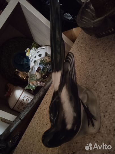 Сорока Фарфоровая статуэтка лихте,винтаж,германия