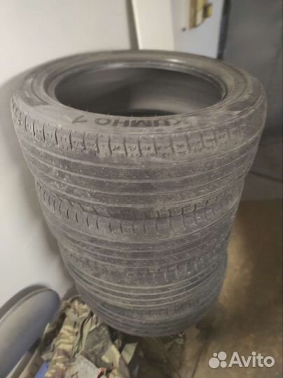 Kumho 852 225/55 R18