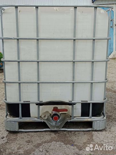 Емкость кубовая