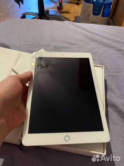 iPad 5 32gb Не вкл.Отвязан