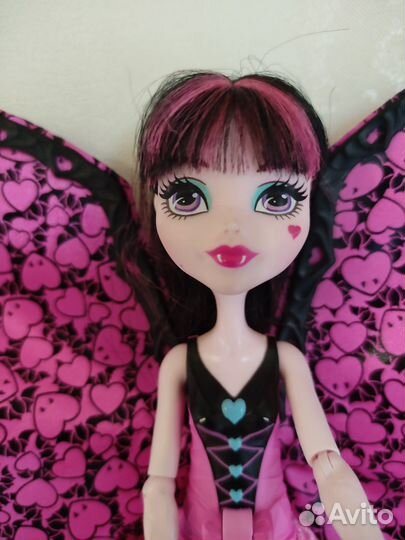 Кукла коллекционная Monster High Draculaura