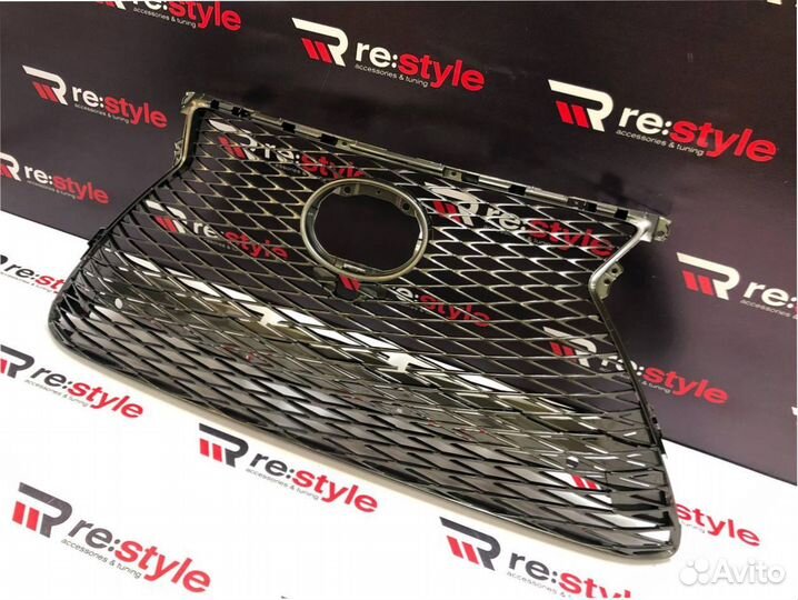 Решетка радиатора Lexus NX200 D1919