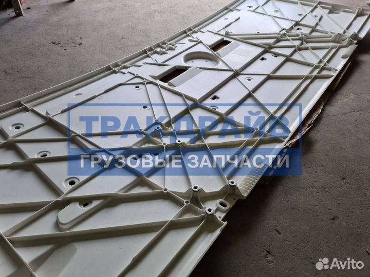 Капот для Ситрак C7H без решётки