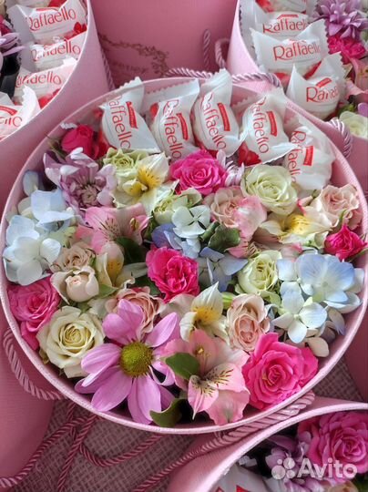 Цветы корпоративные подарки на 8 марта