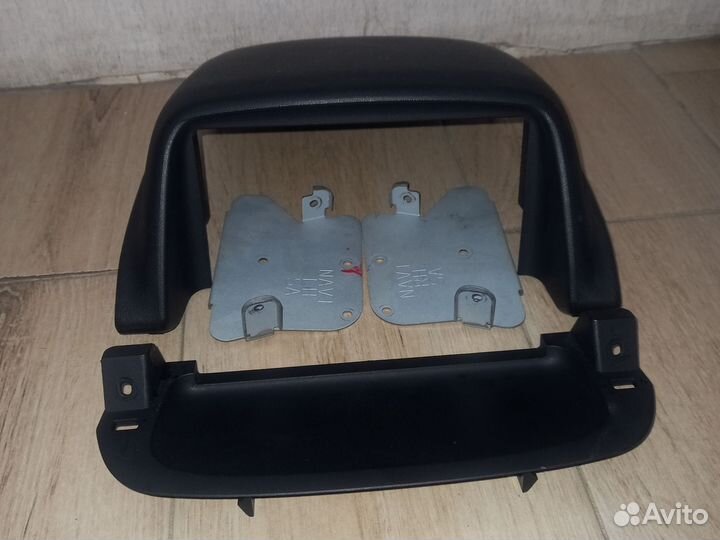 2din козырек subaru forester sg5 sg9