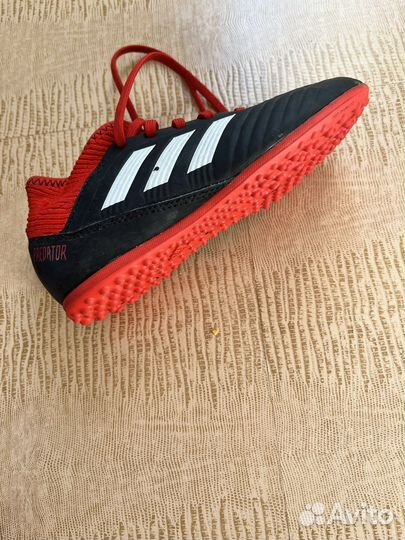 Сороконожки adidas predator