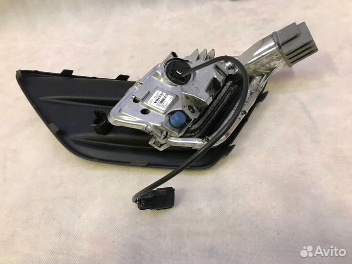 Volvo XC60 & lift 13-16 LED DRL правый + решетка радиатора