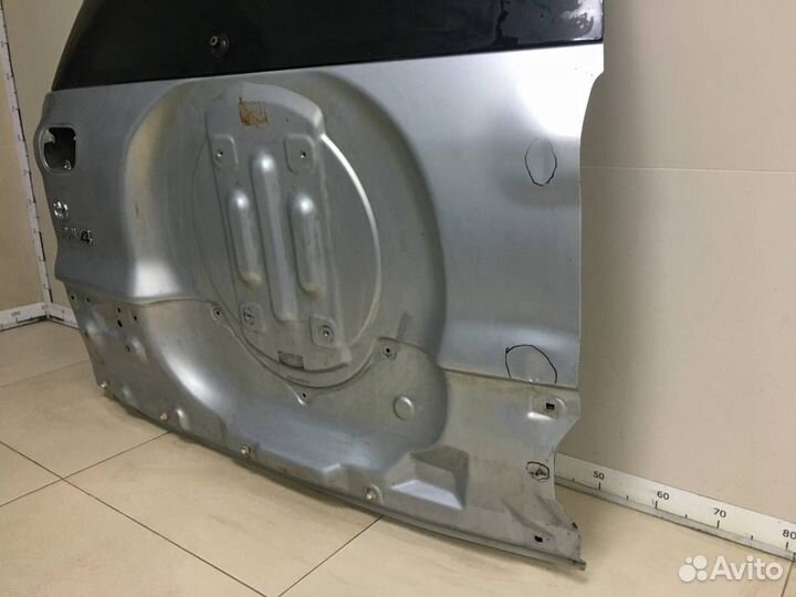 Дверь багажника Toyota RAV4