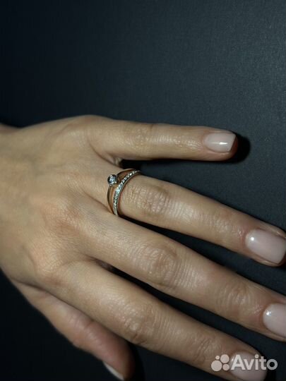 Золотое кольцо с бриллиантами