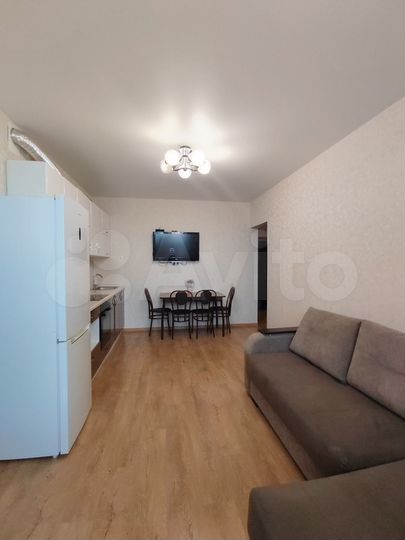 2-к. квартира, 42 м², 7/16 эт.