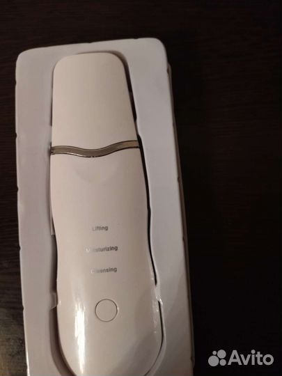 Ультразвуковой аппарат для чистки лица