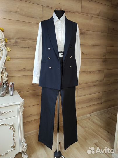 Брючный костюм женский