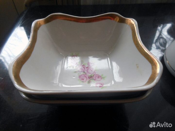 Посуда, тарелки, бокалы для пива