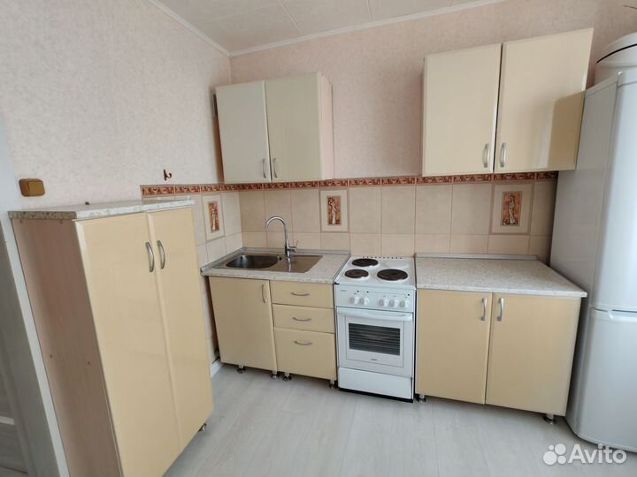 Кухонный гарнитур кухня бу с техникой