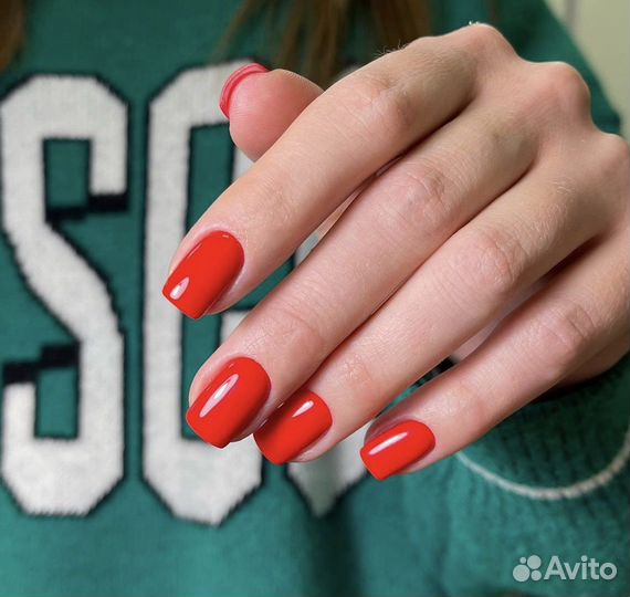 Маникюр с покрытием гель-лаком