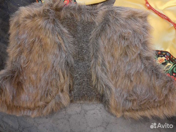 Карнавальный костюм ежа в русско-народном стиле