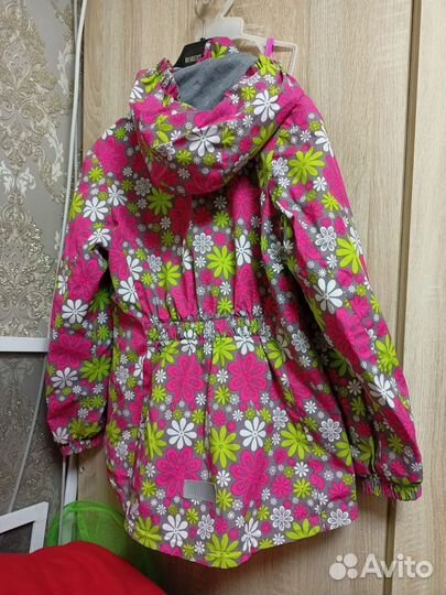 Ветровка для девочки
