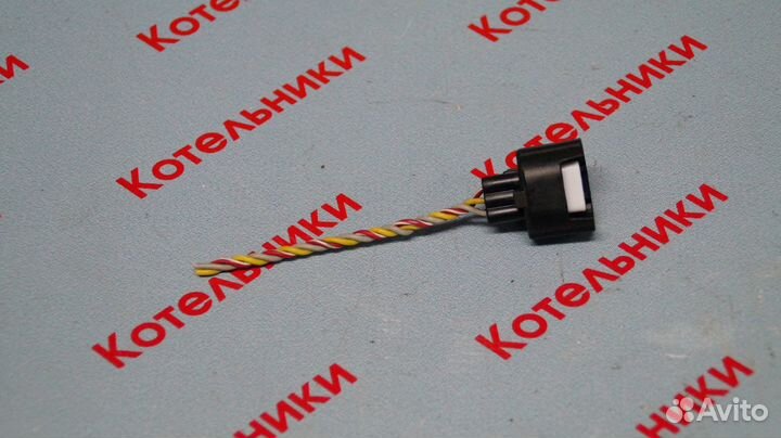 Nissan 23731-4M50B Разъем датчика коленвала