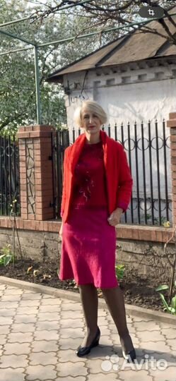 Костюм женский