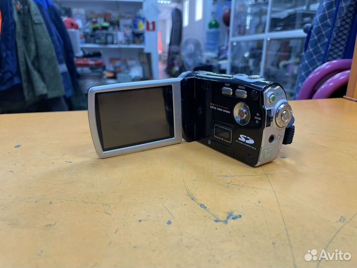 Видеокамера sony