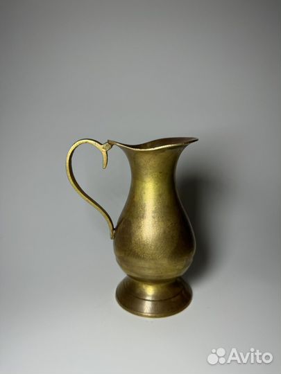Кувшин из латуни