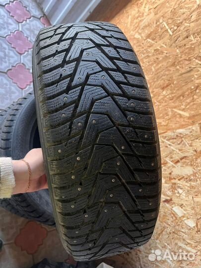 Hankook Winter I'Pike 235/55 R19 105T