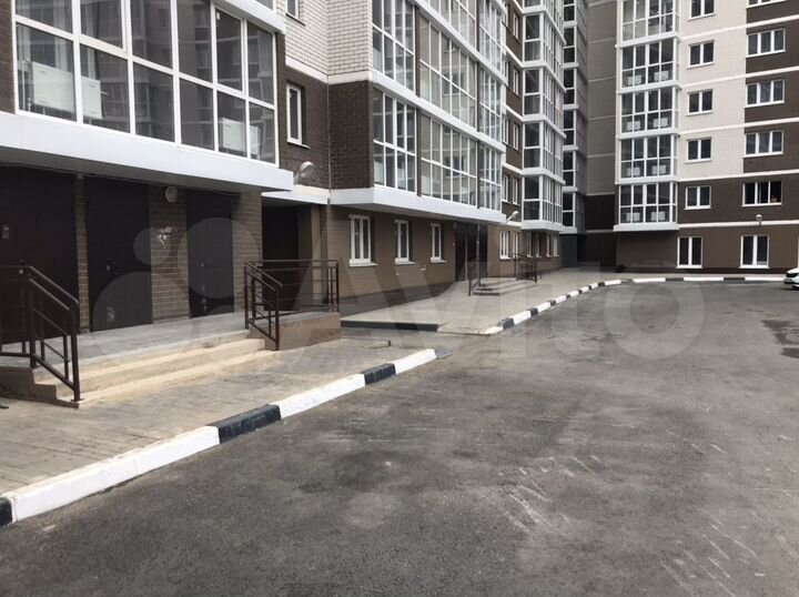 2-к. квартира, 61,4 м², 1/13 эт.