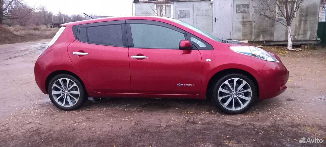 Nissan Leaf AT, 2012, 110 000 км