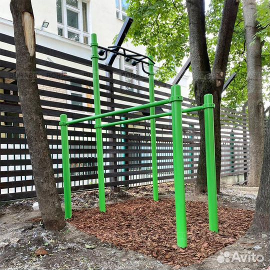 Детская спортивная площадка уличная