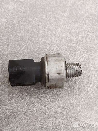 Датчик давления масла BP620