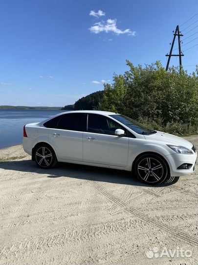 Ford Focus 2.0 AT, 2010, 129 000 км