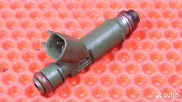 Форсунка топливная Volvo C30 MK38 B5244S4 9470229