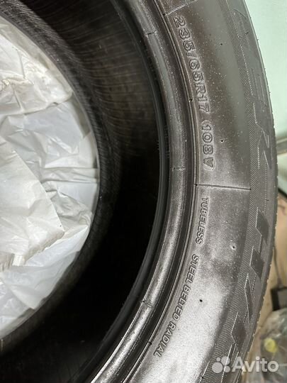 Bridgestone Dueler H/P Sport 235/65 R17