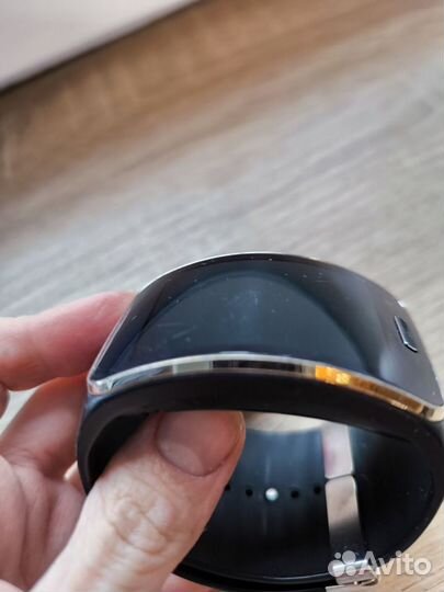 Часы Samsung Gear SM-R750