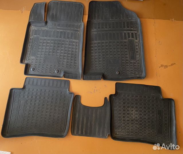 Ковры в салон автомобиля KIA RIO